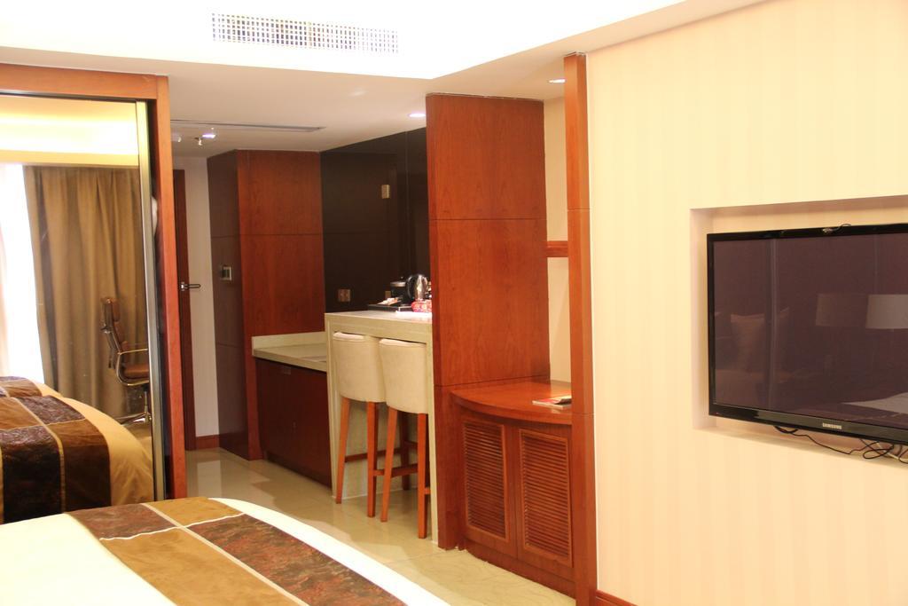 Xi'An Qu Jiang Yin Zuo Hotel Room photo